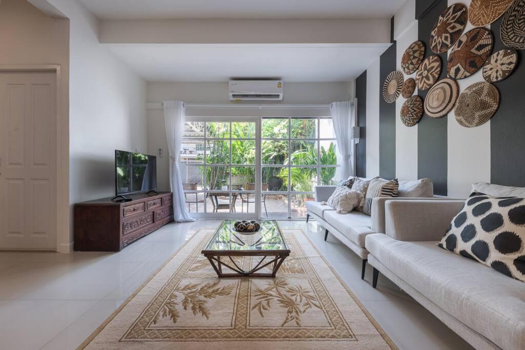 Rumah percutian Oasis Townhouse In The Perfect Location Bangkok